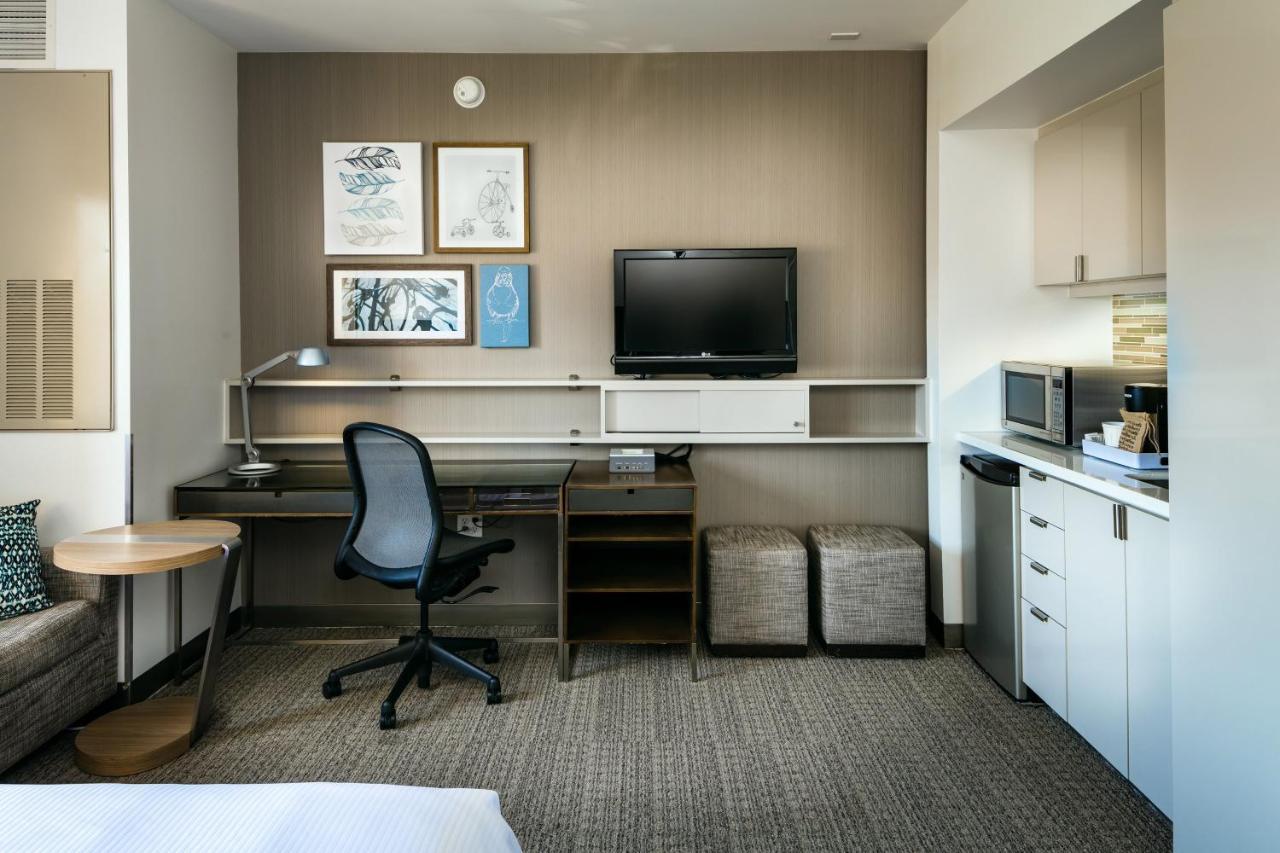 Guest Room, 1 King