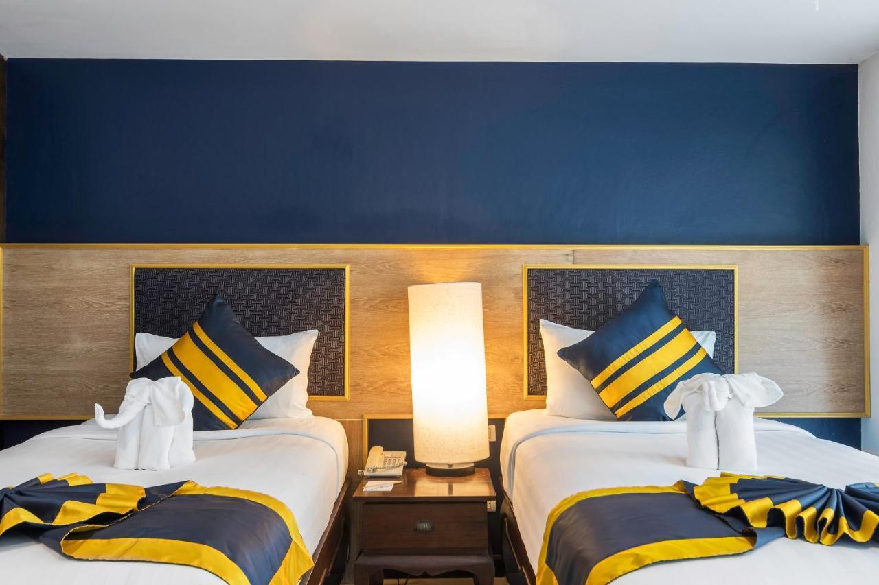 Deluxe Double or Twin Room Pool Access