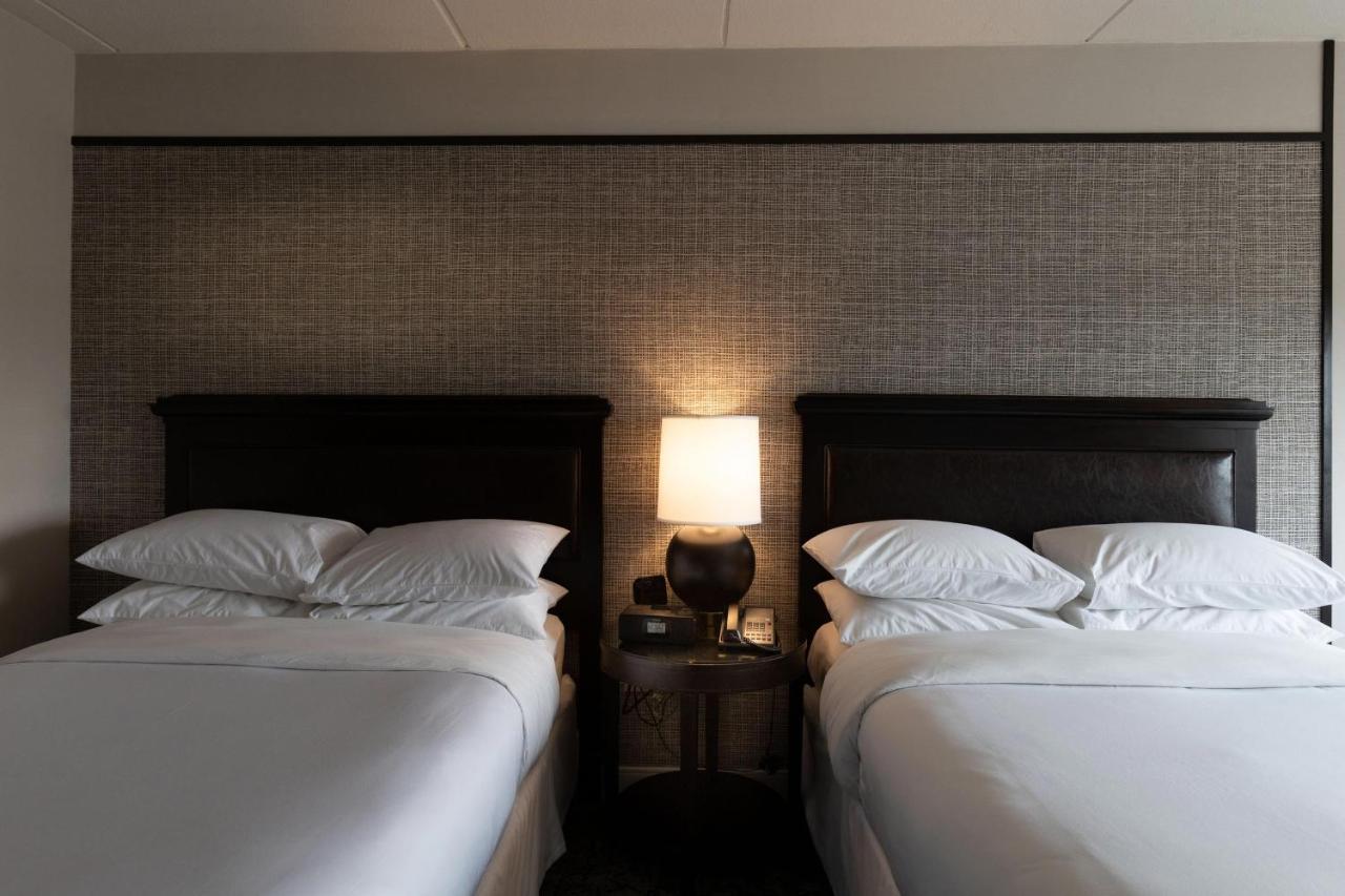 Double Room with Two Double Beds,1392887843:JPEG