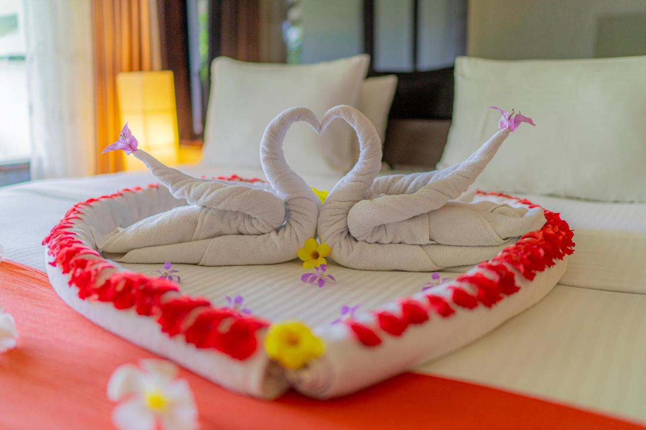 Deluxe Double Room Ocean View Balcony