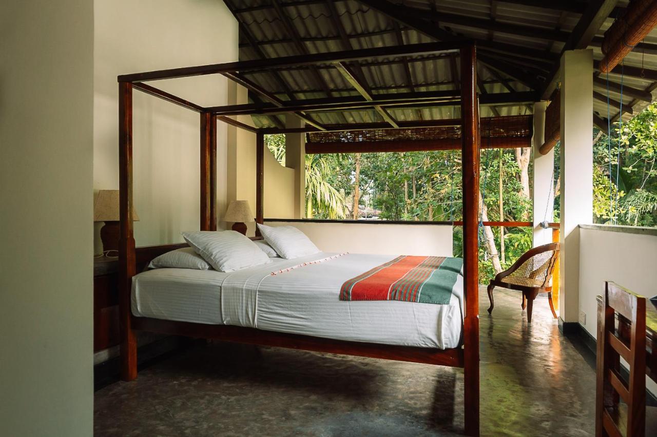 Deluxe Villa First Floor 24 hours Check & Check-out
