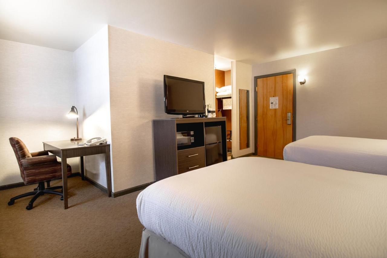Deluxe Double Room Two Double Beds Non-Smoking