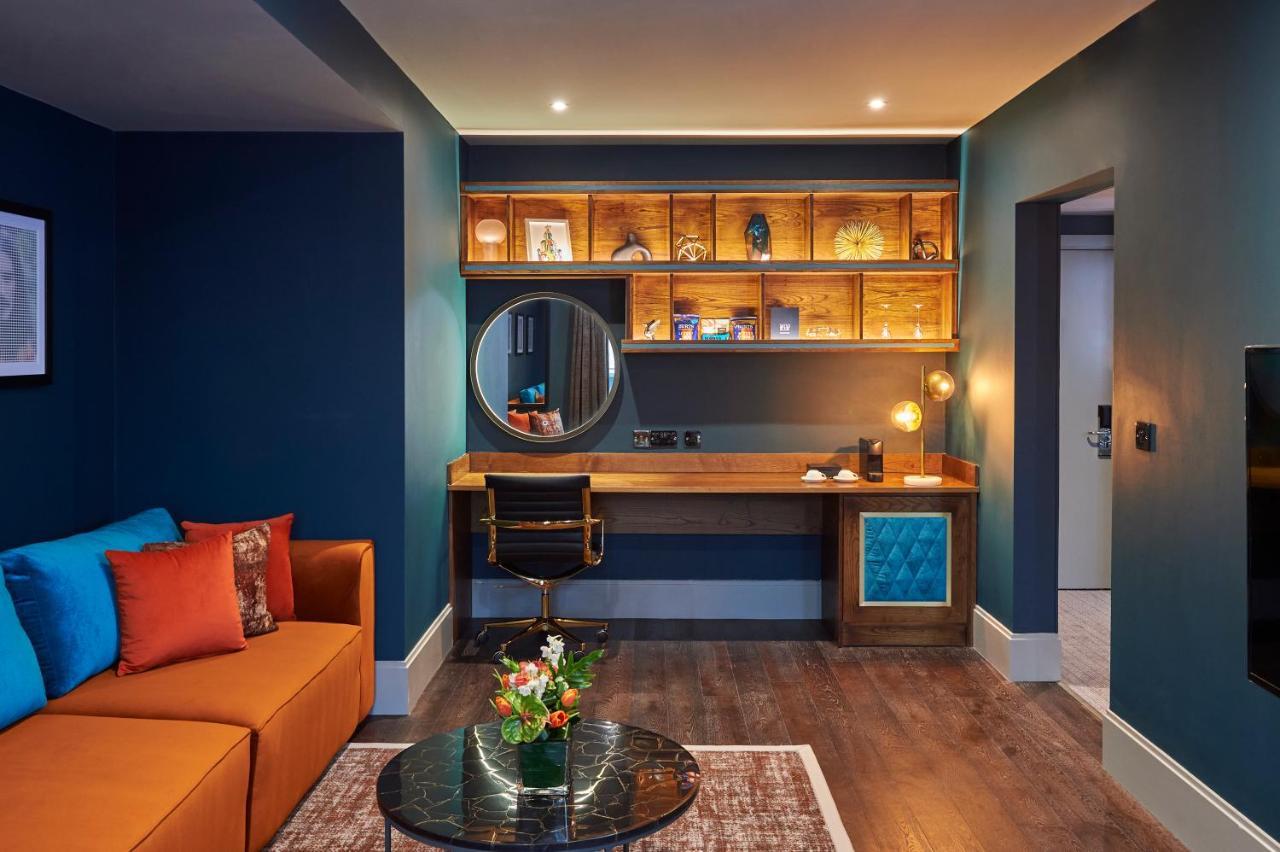 Signature Suite