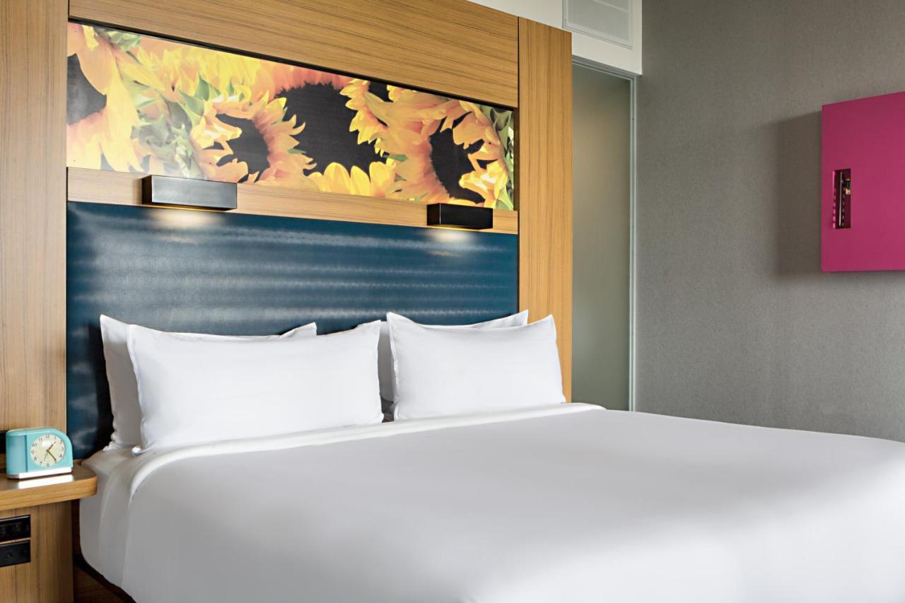 Aloft Suite 1 King,1404846488:JPEG