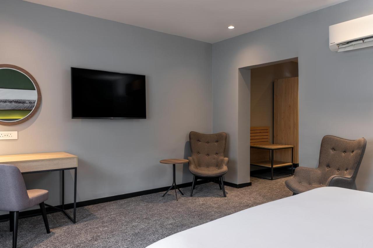 Executive Suite