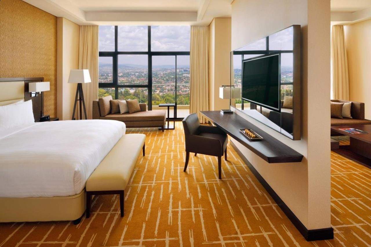 Executive lounge access, Junior Suite, 1 King Bed,1415990181:JPEG