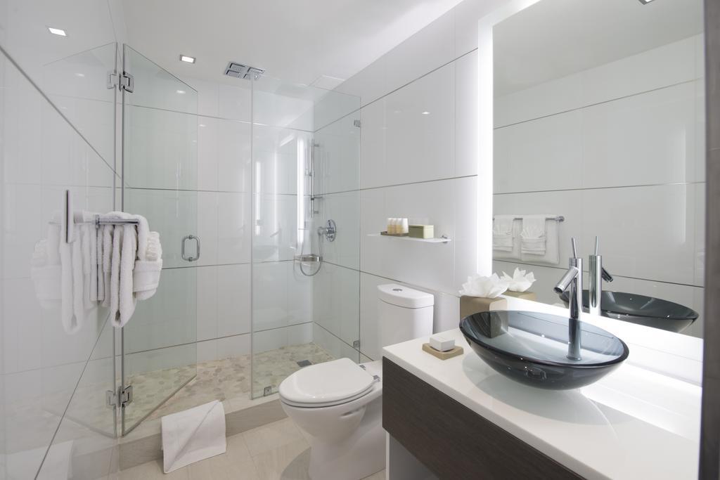 Deluxe Suite,141309471:JPEG