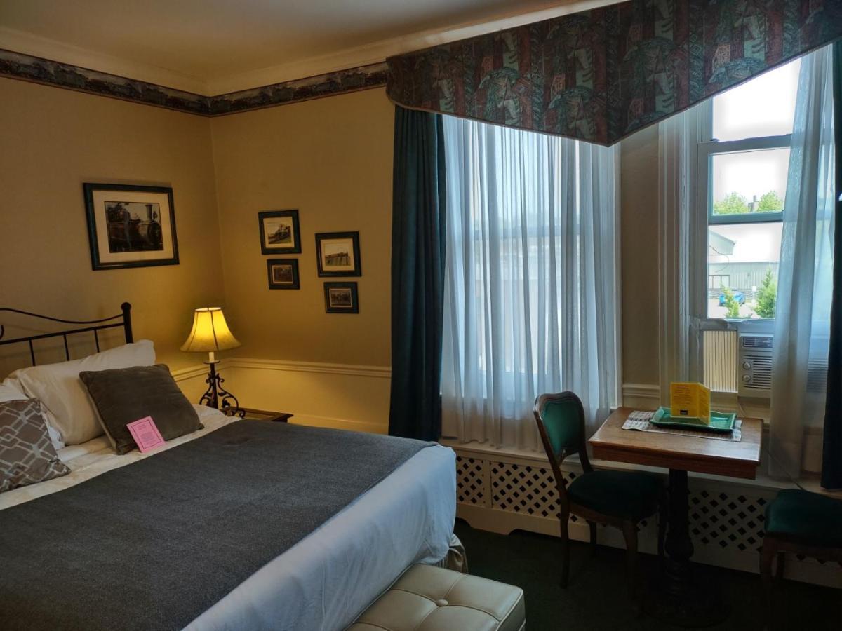 Deluxe Double Room Castle View