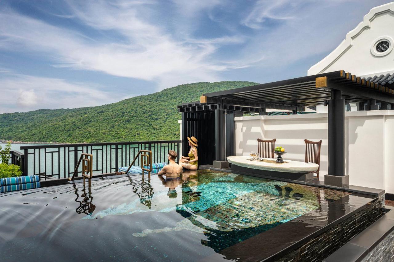 One-Bedroom Penthouse,1415735322:JPEG