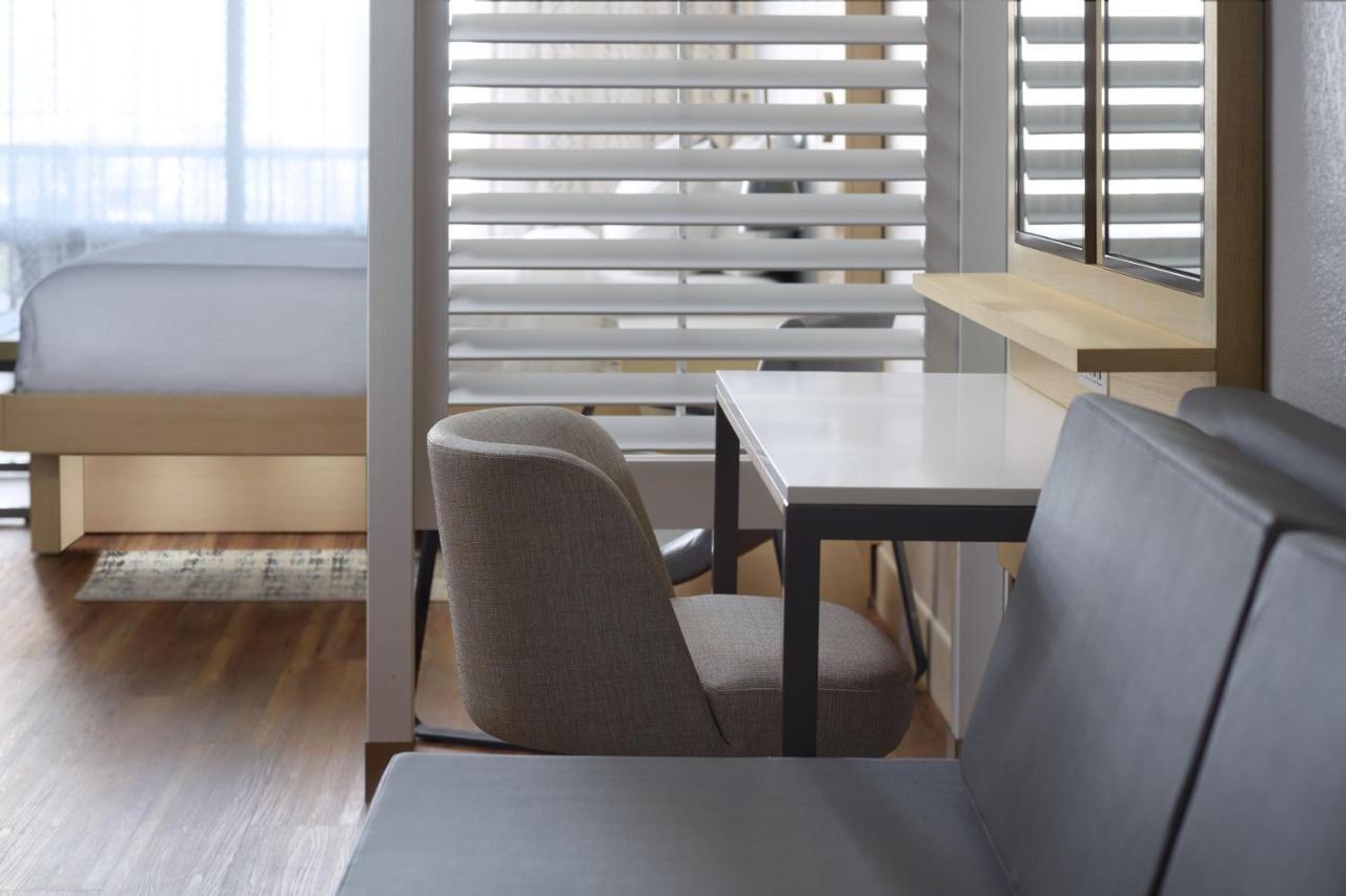 King Studio with Sofa Bed,1417042647:JPEG