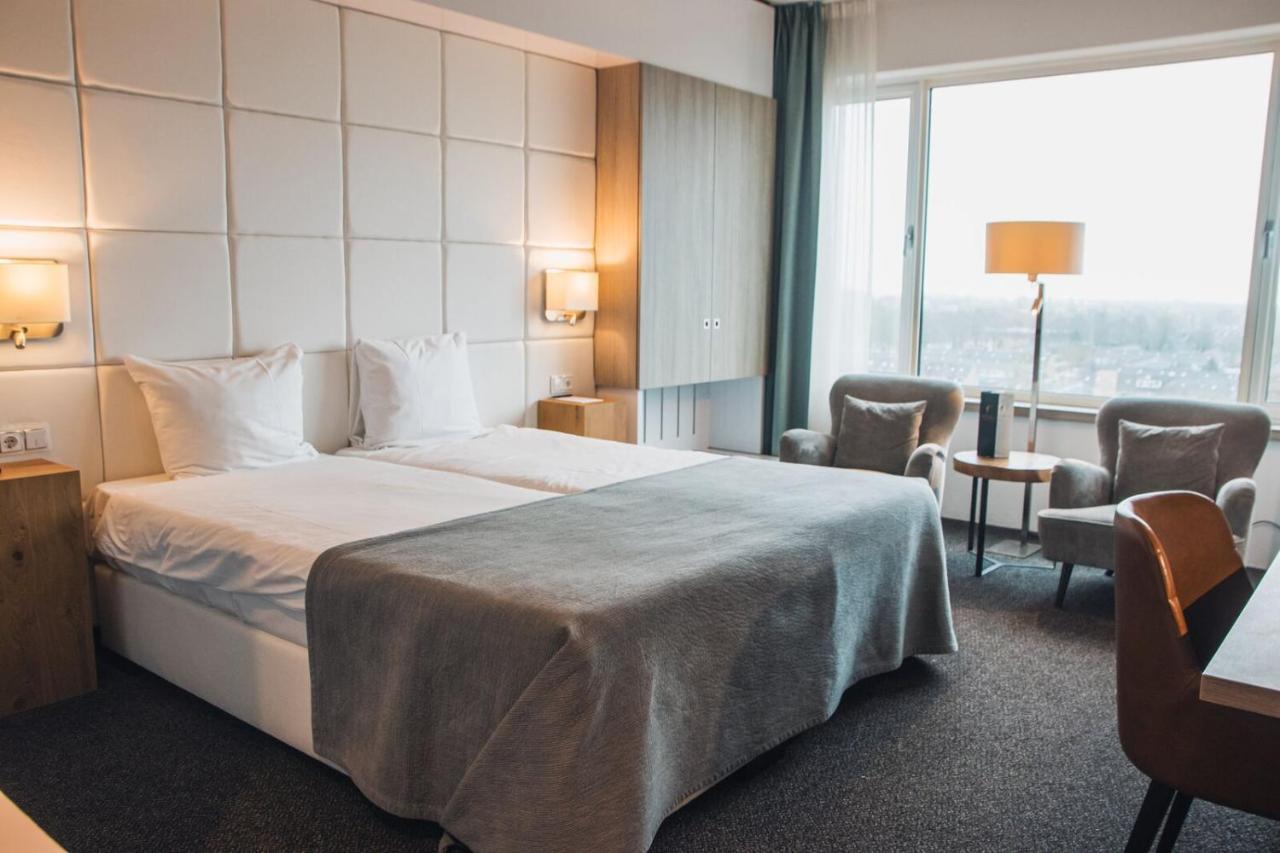 Deluxe Double Room,161160246:JPEG