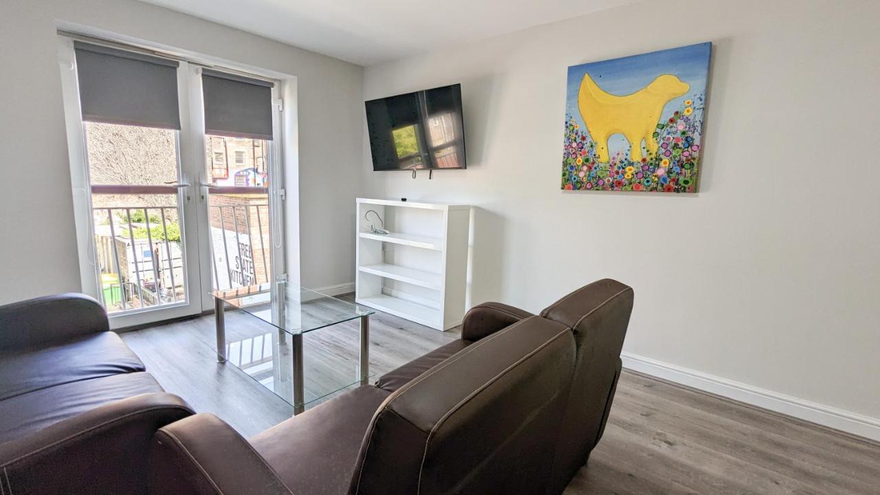 One-Bedroom Twin Apartment