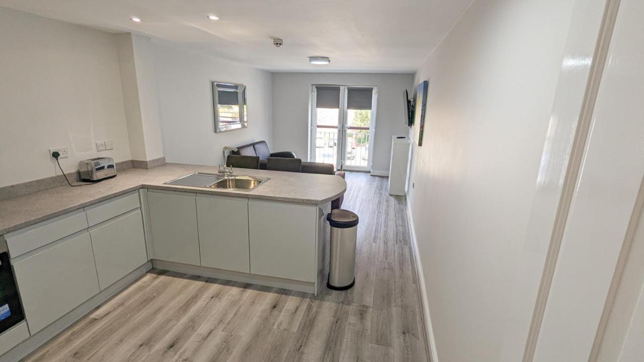 One-Bedroom Twin Apartment