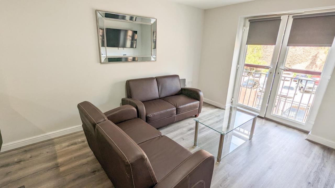One-Bedroom Twin Apartment