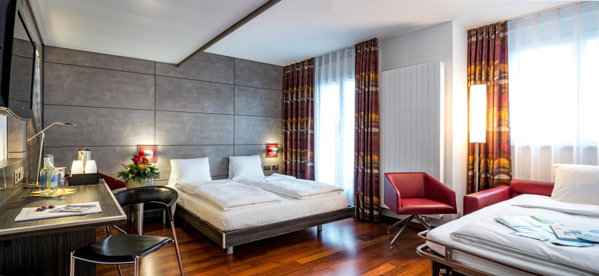 Triple Room with Air-Conditioning,1434257422:JPEG