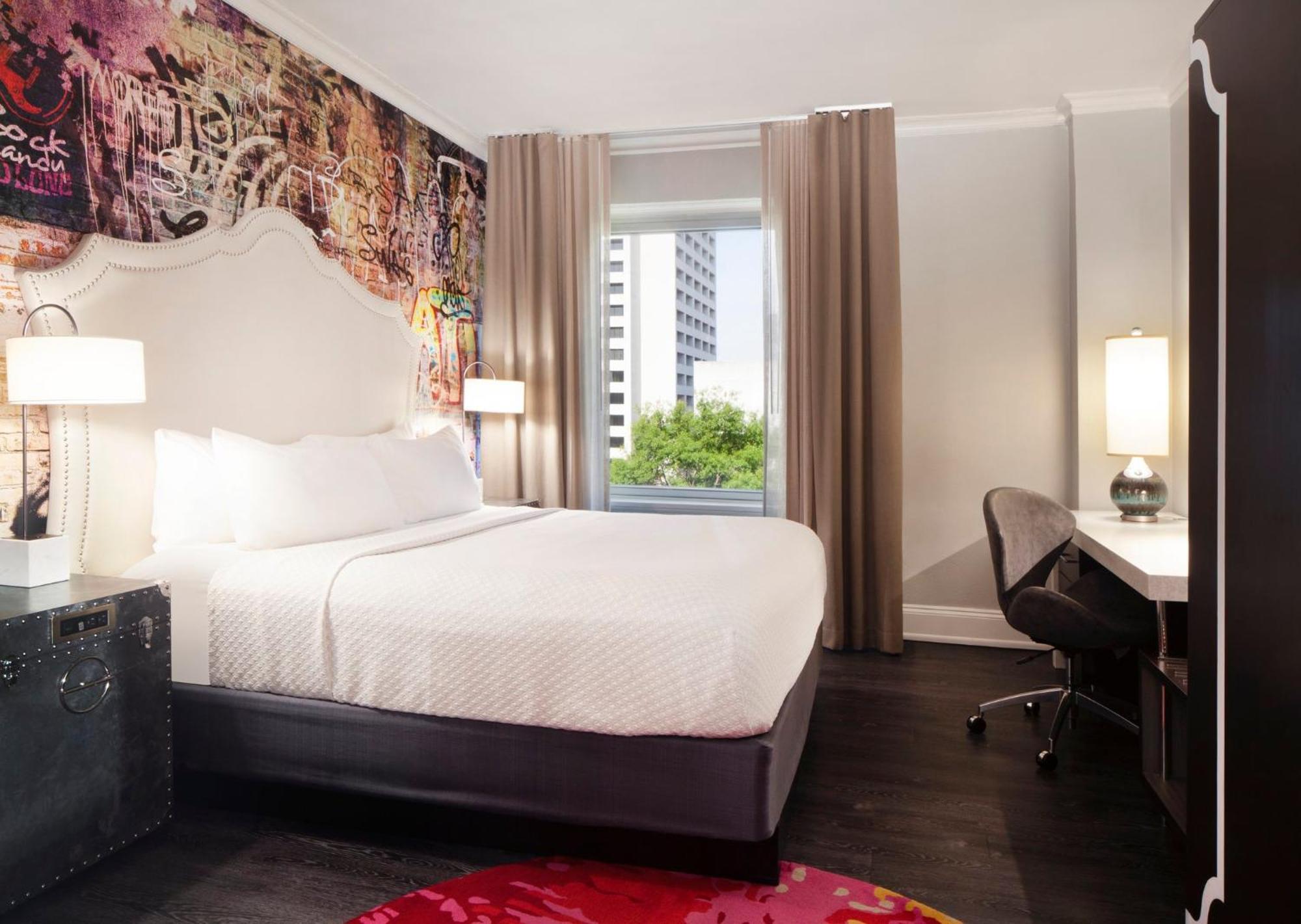 Standard King Room