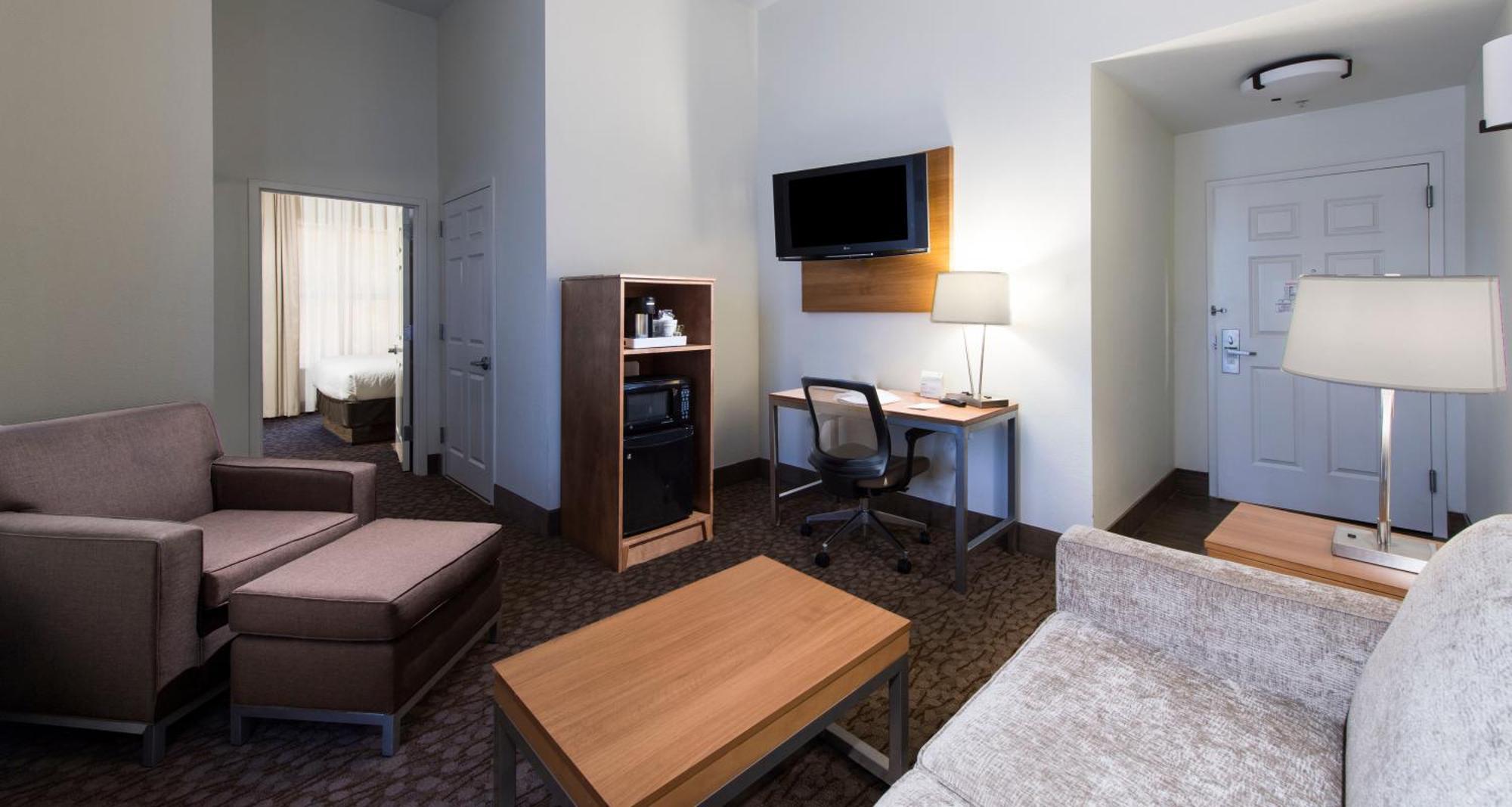 Queen Suite