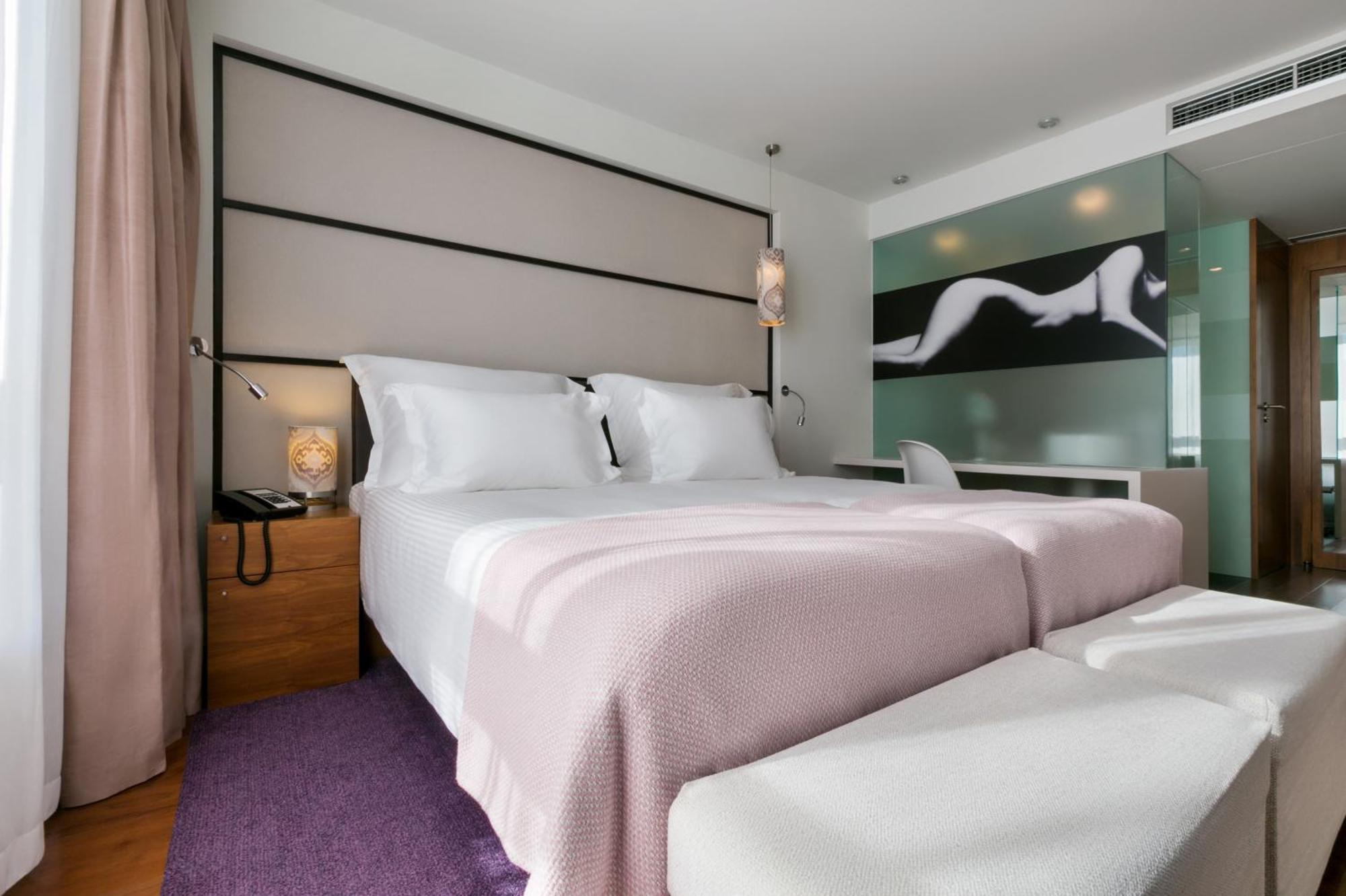 Superior Room with Sea View,1435753594:JPEG