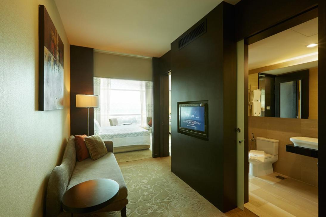 Premier Junior Suite