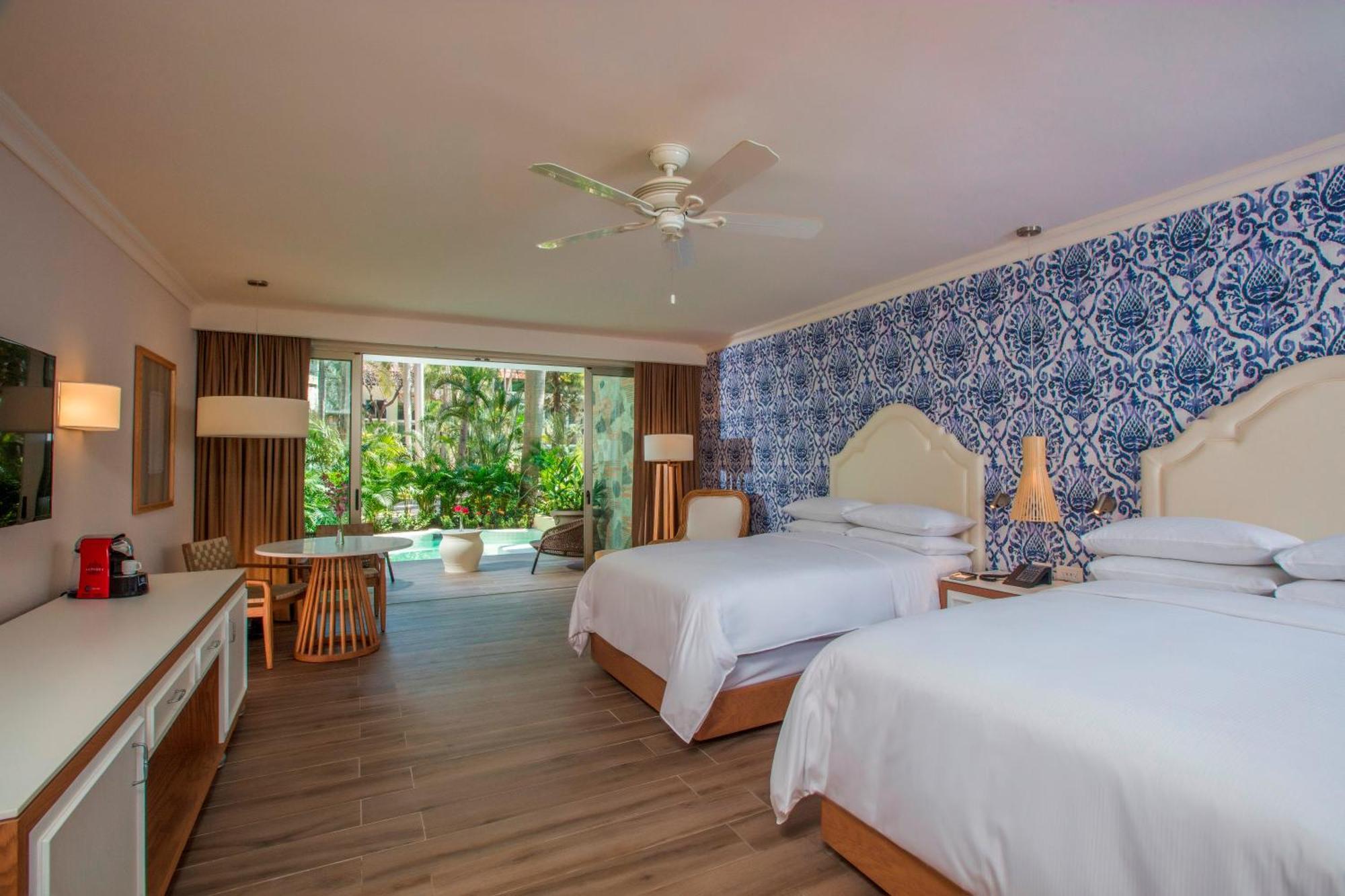 Junior Suite with Pool View,1361566301:JPEG