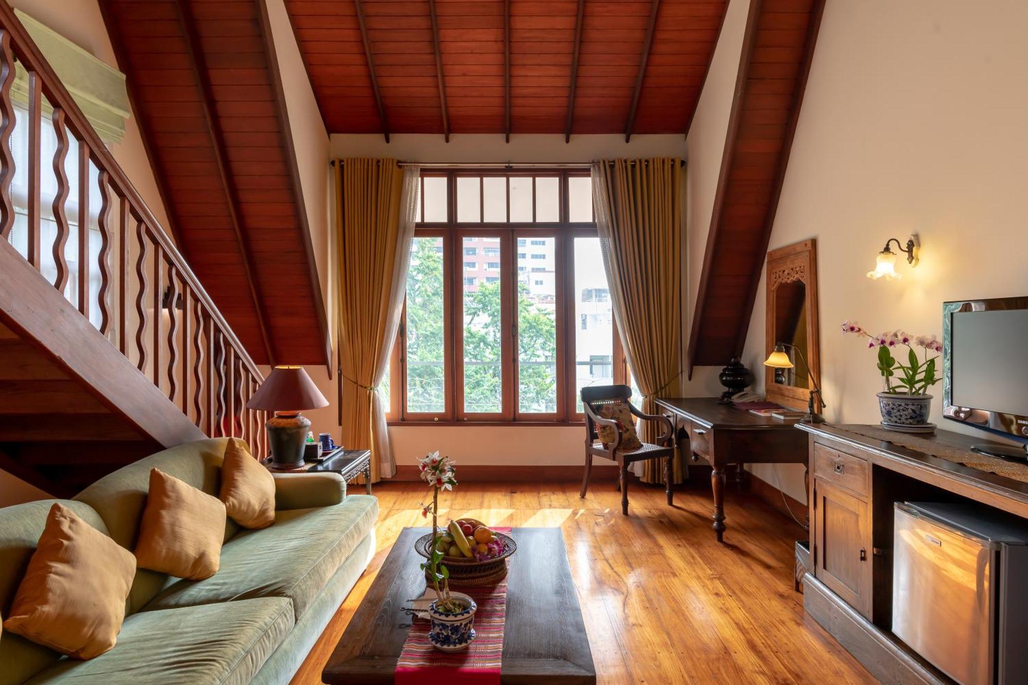 Executive Suite