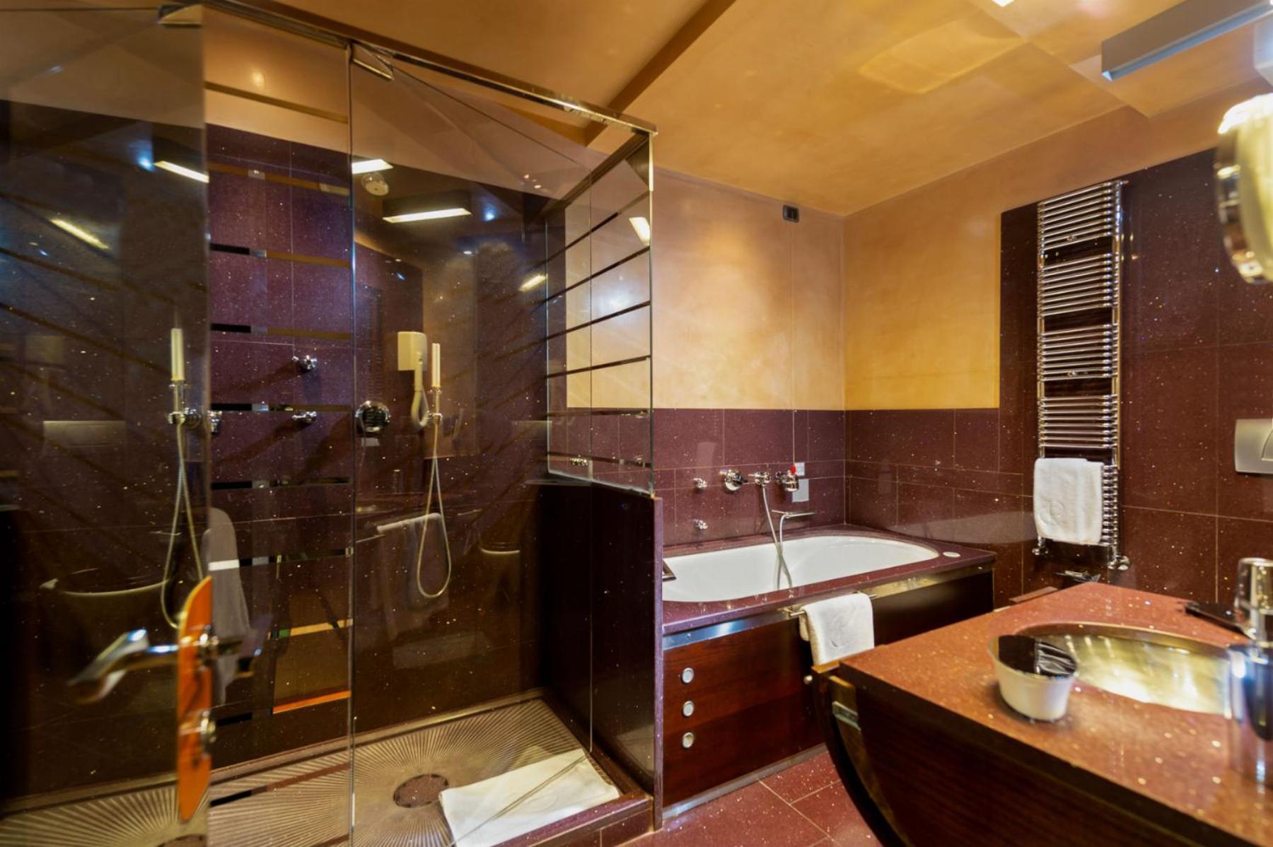 Junior Suite,1437314131:JPEG