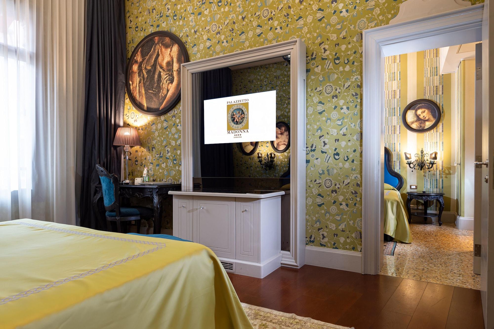 Suite Canal View