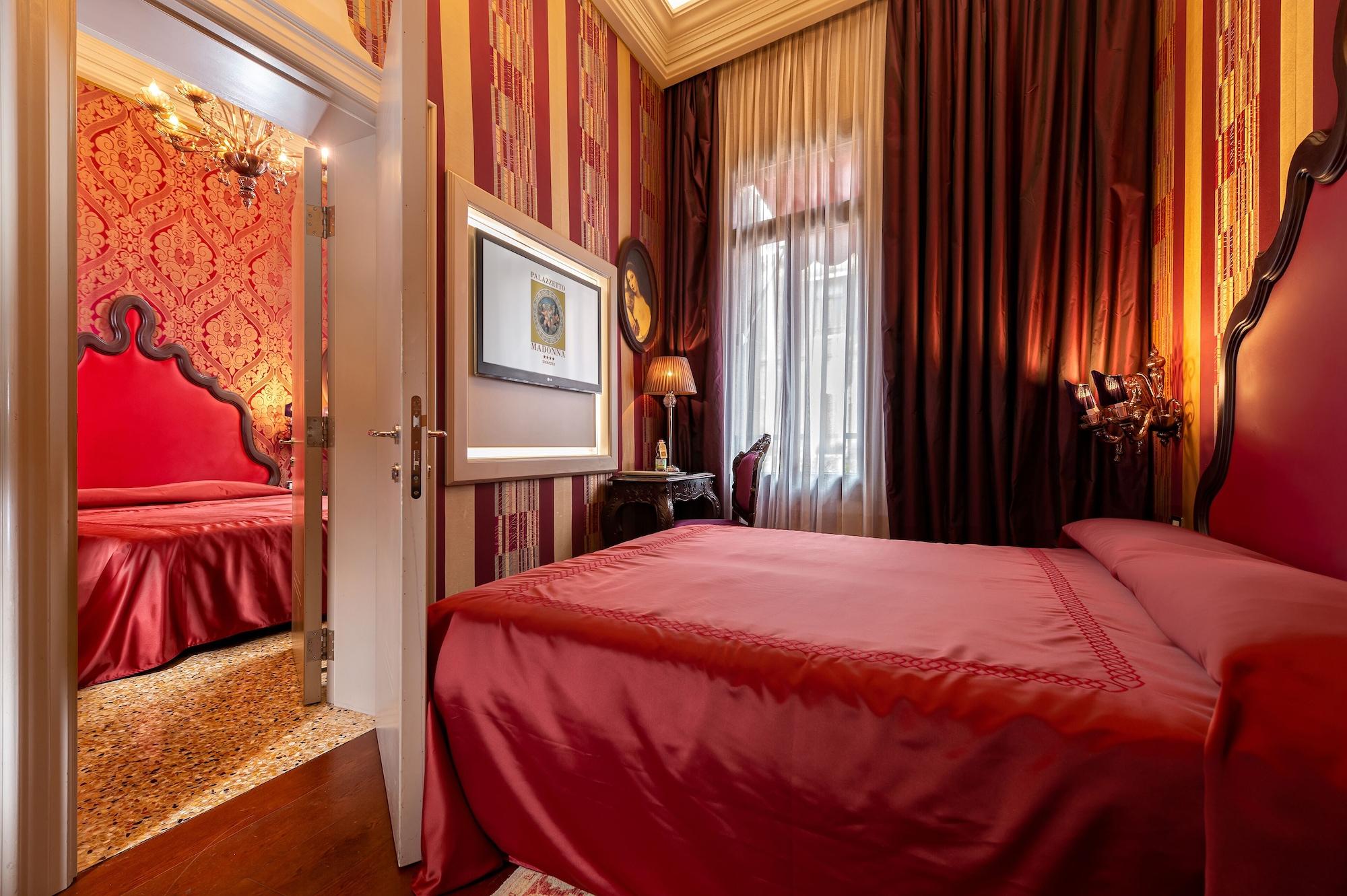 Suite Canal View
