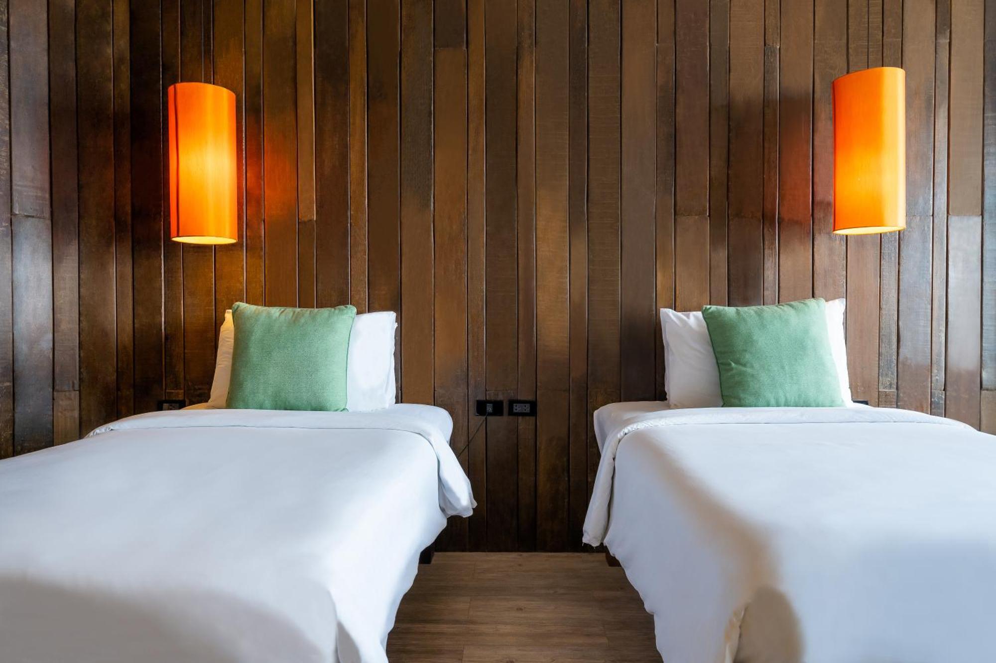 Deluxe Double or Twin Room Sea View