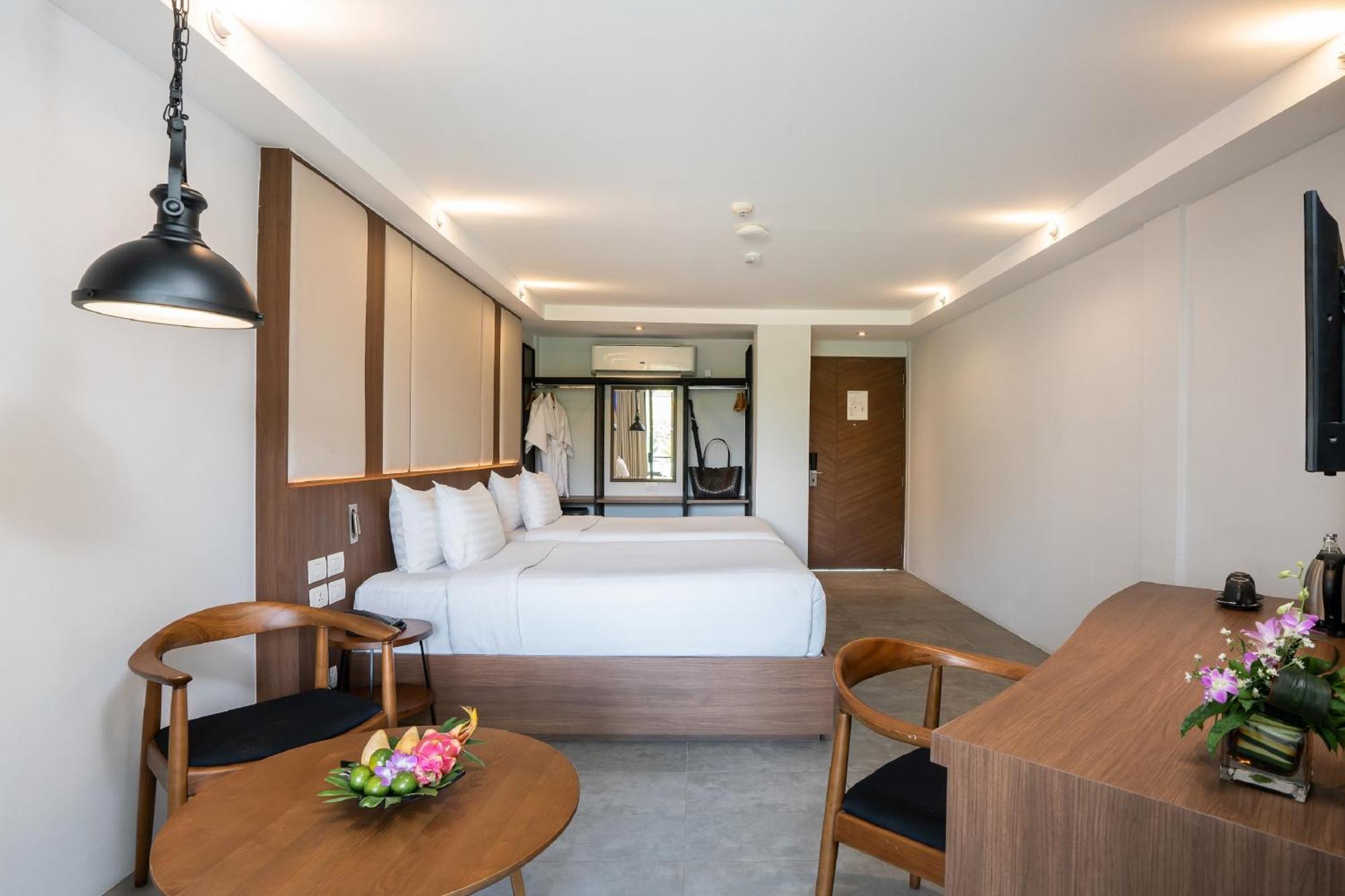 Deluxe Double or Twin Room Balcony