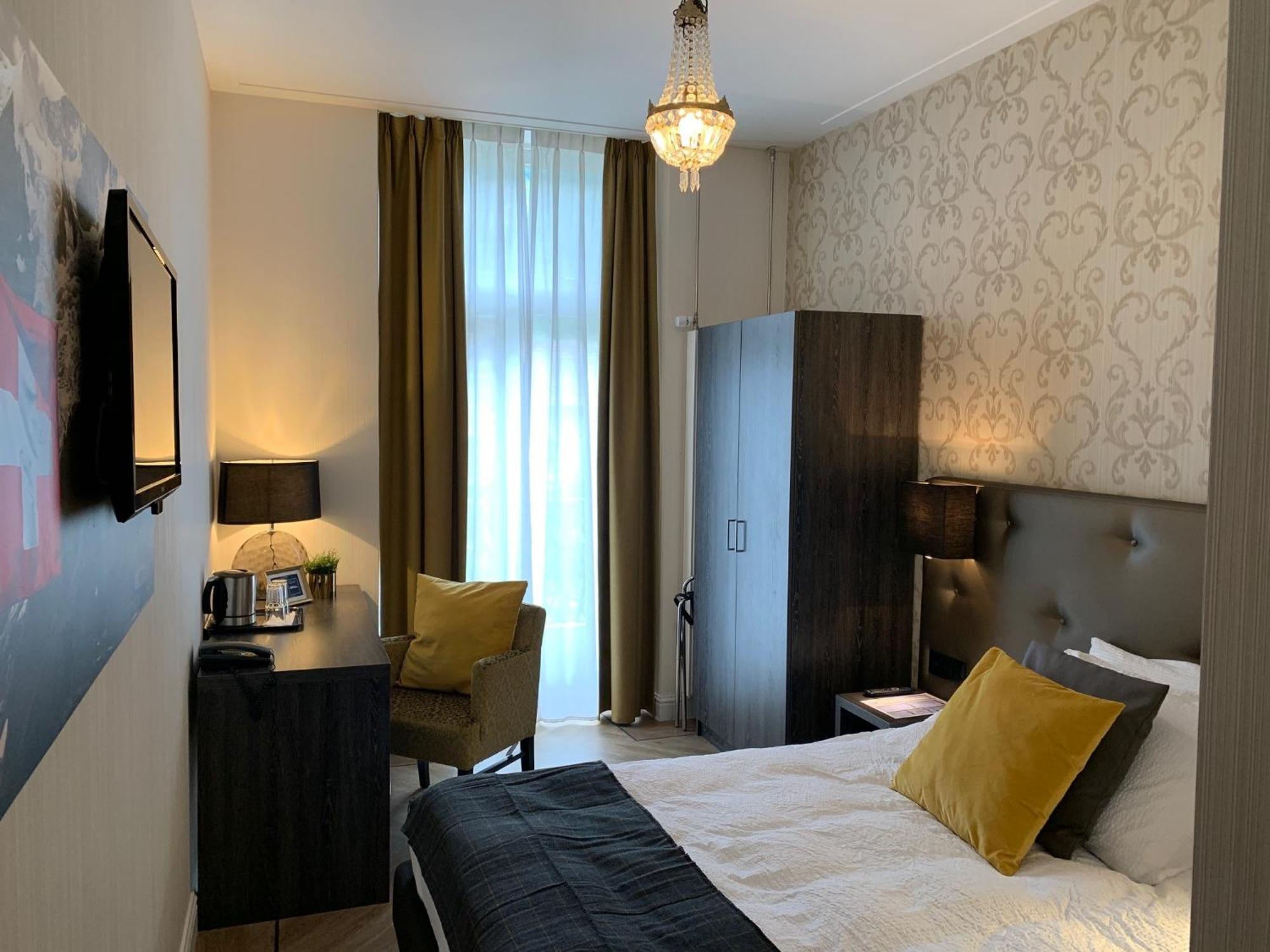 Standard Double Room,1438243606:JPEG