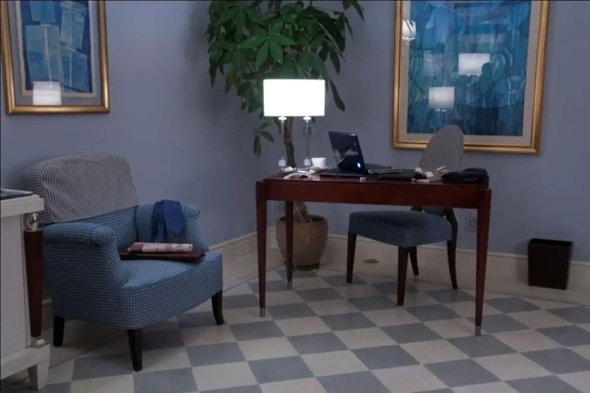 Family Queen Room