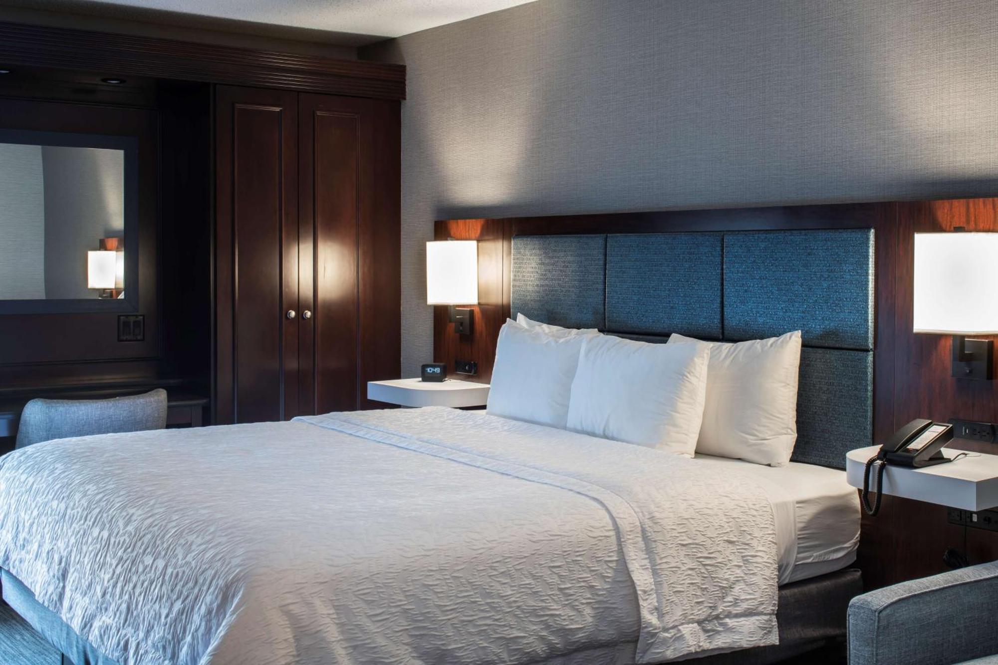 King Room with Sofa Bed - Non-Smoking,1557464236:JPEG