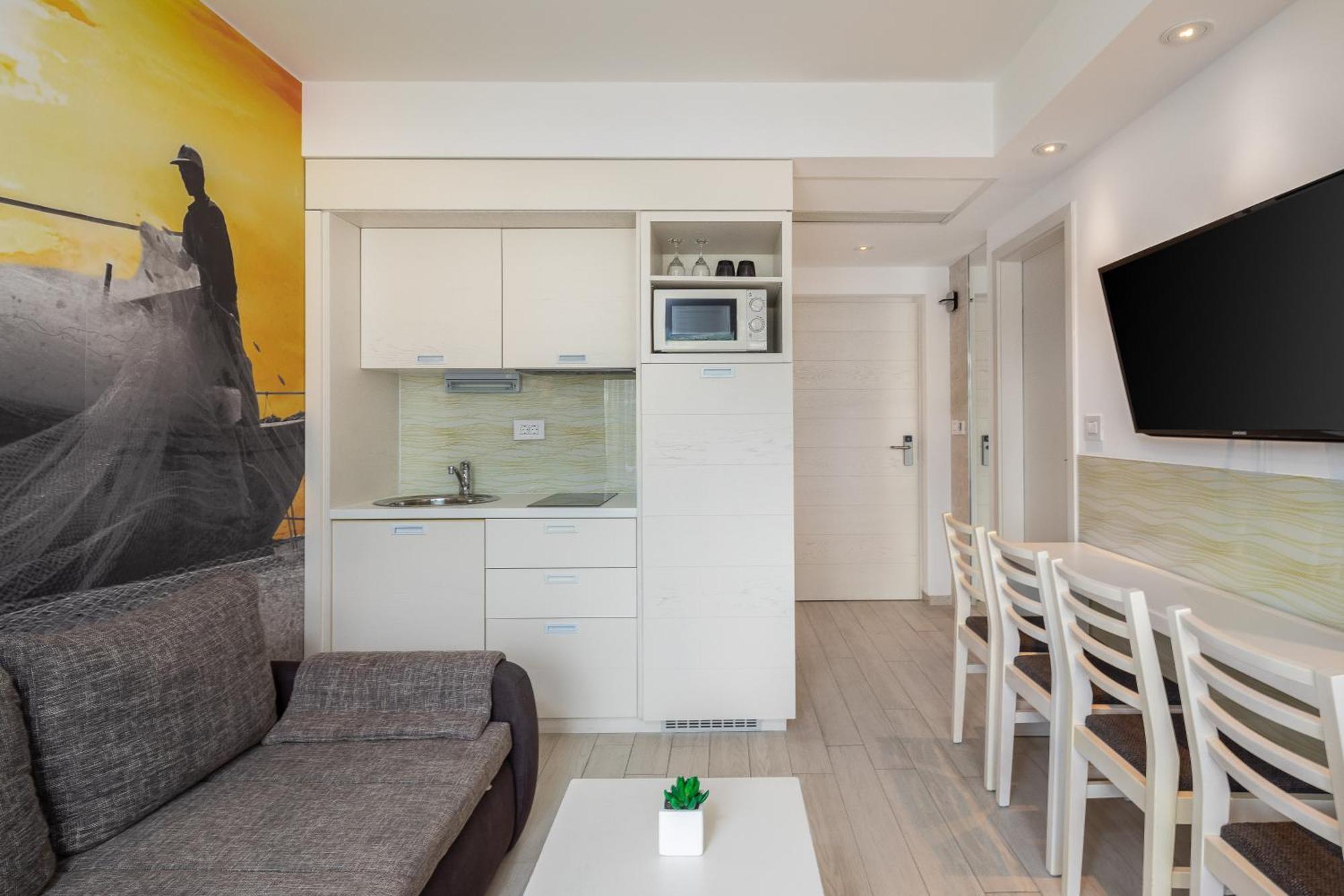 Studio Apartment Partial Sea View