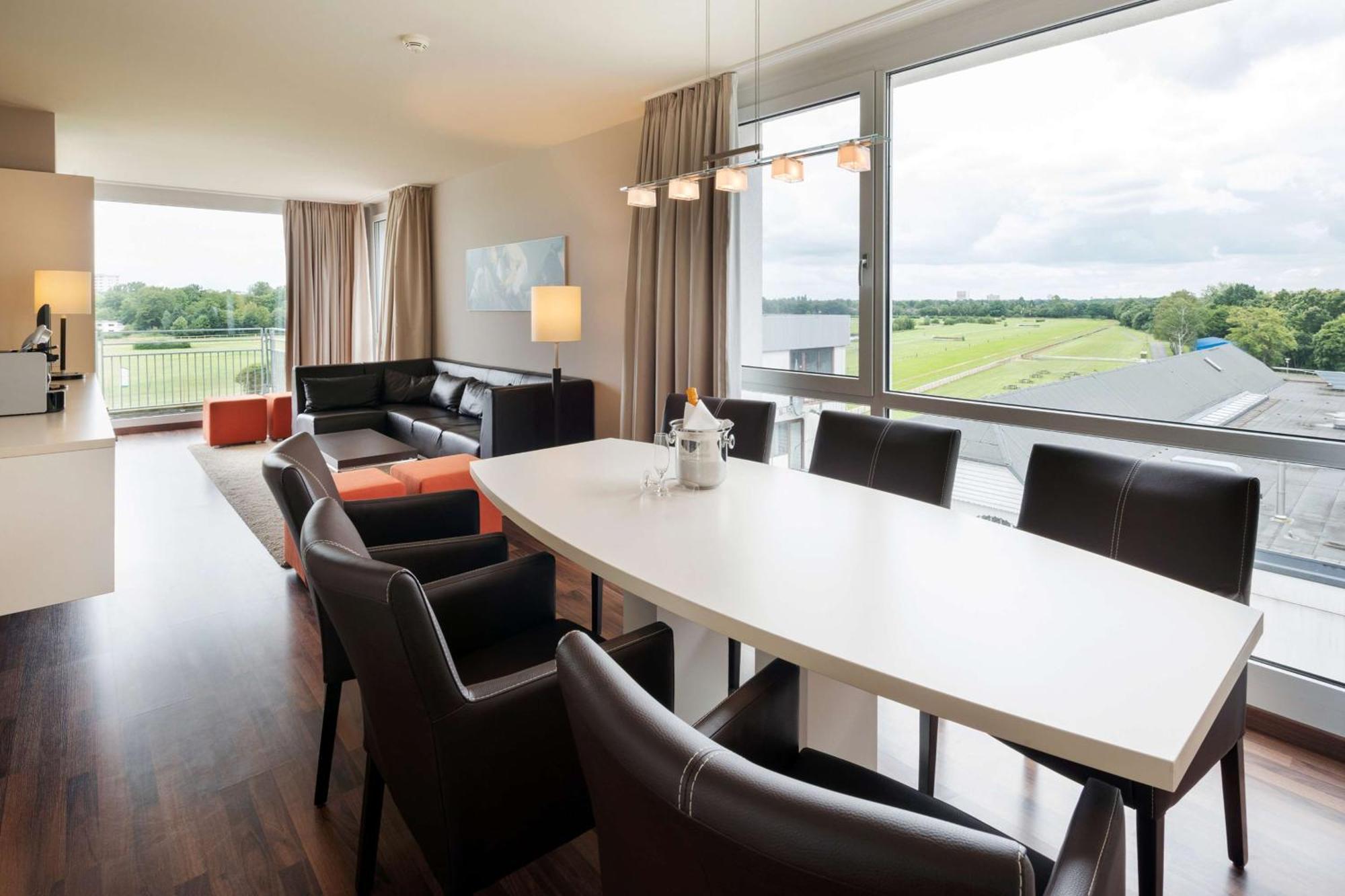 Suite Balcony