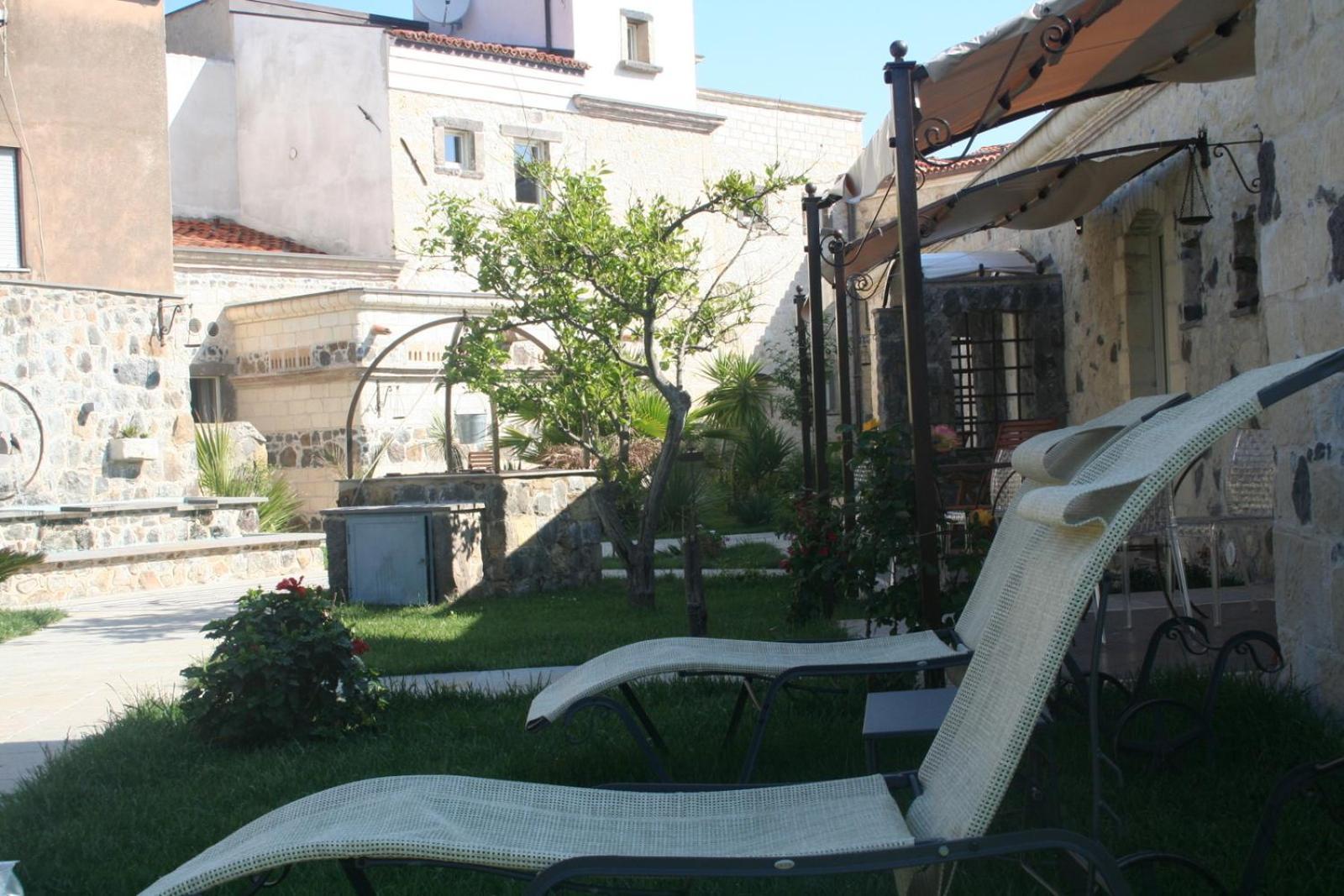 Double Room Garden View