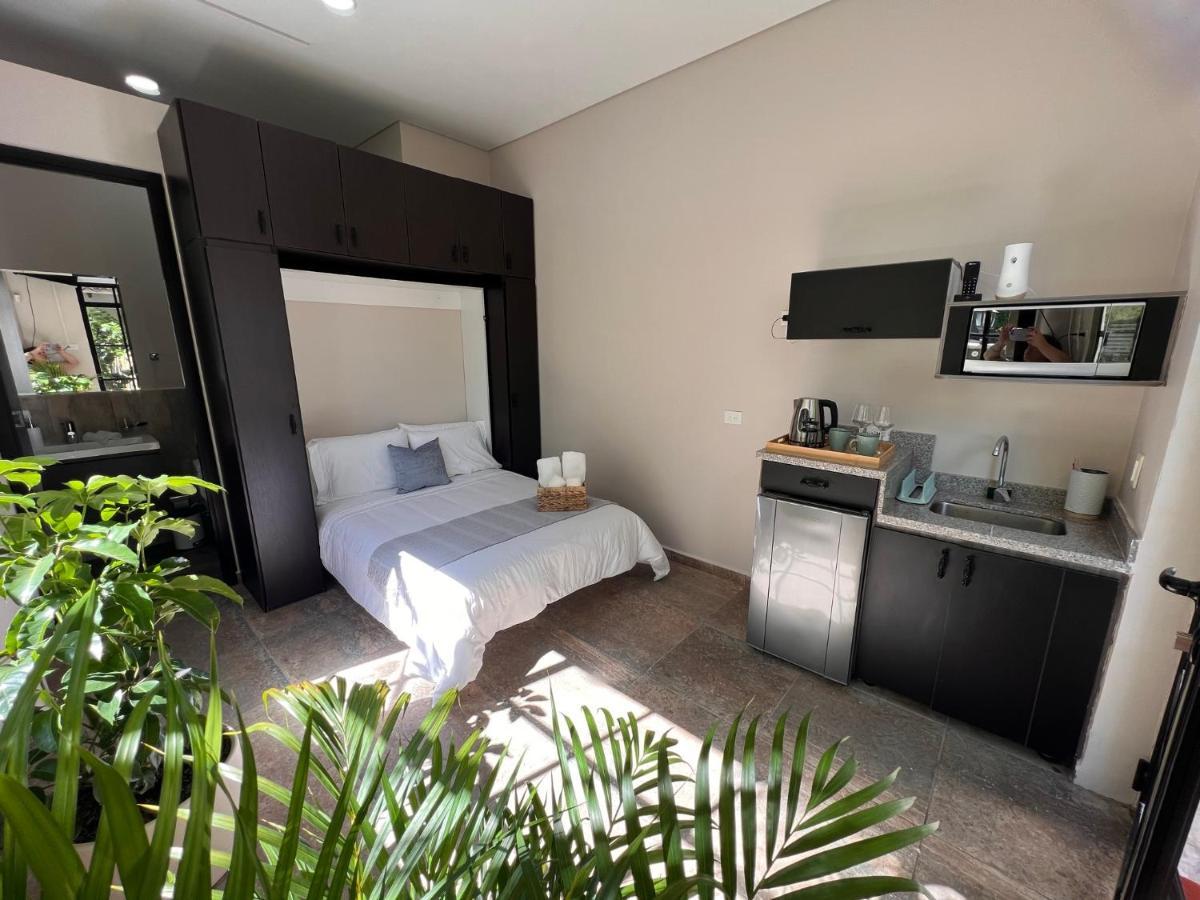 Deluxe Room,1466401646:JPEG