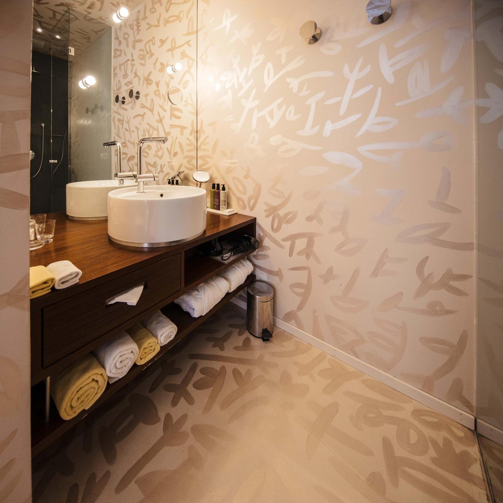 Design Double Room