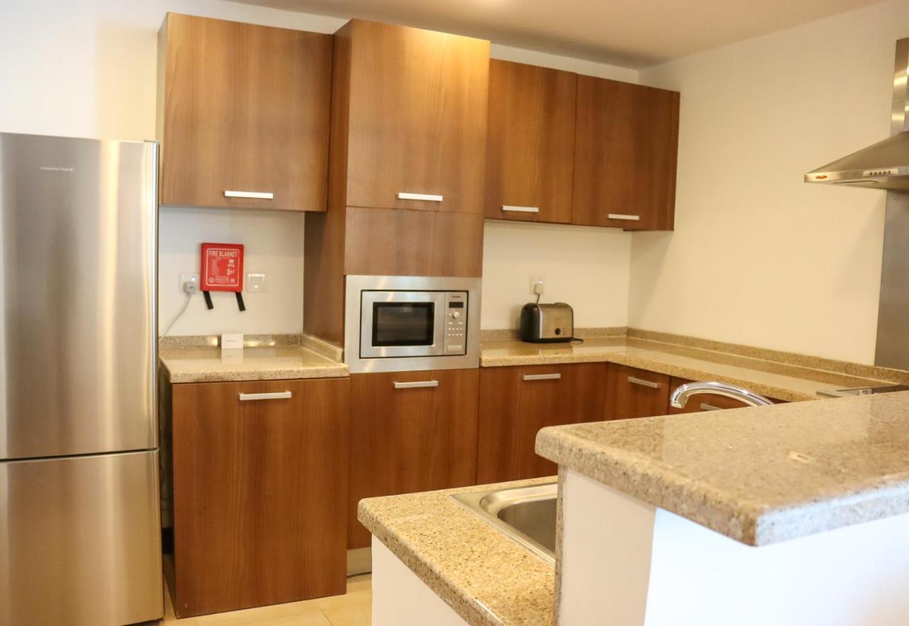 Deluxe One Bedroom Sea View Apartment