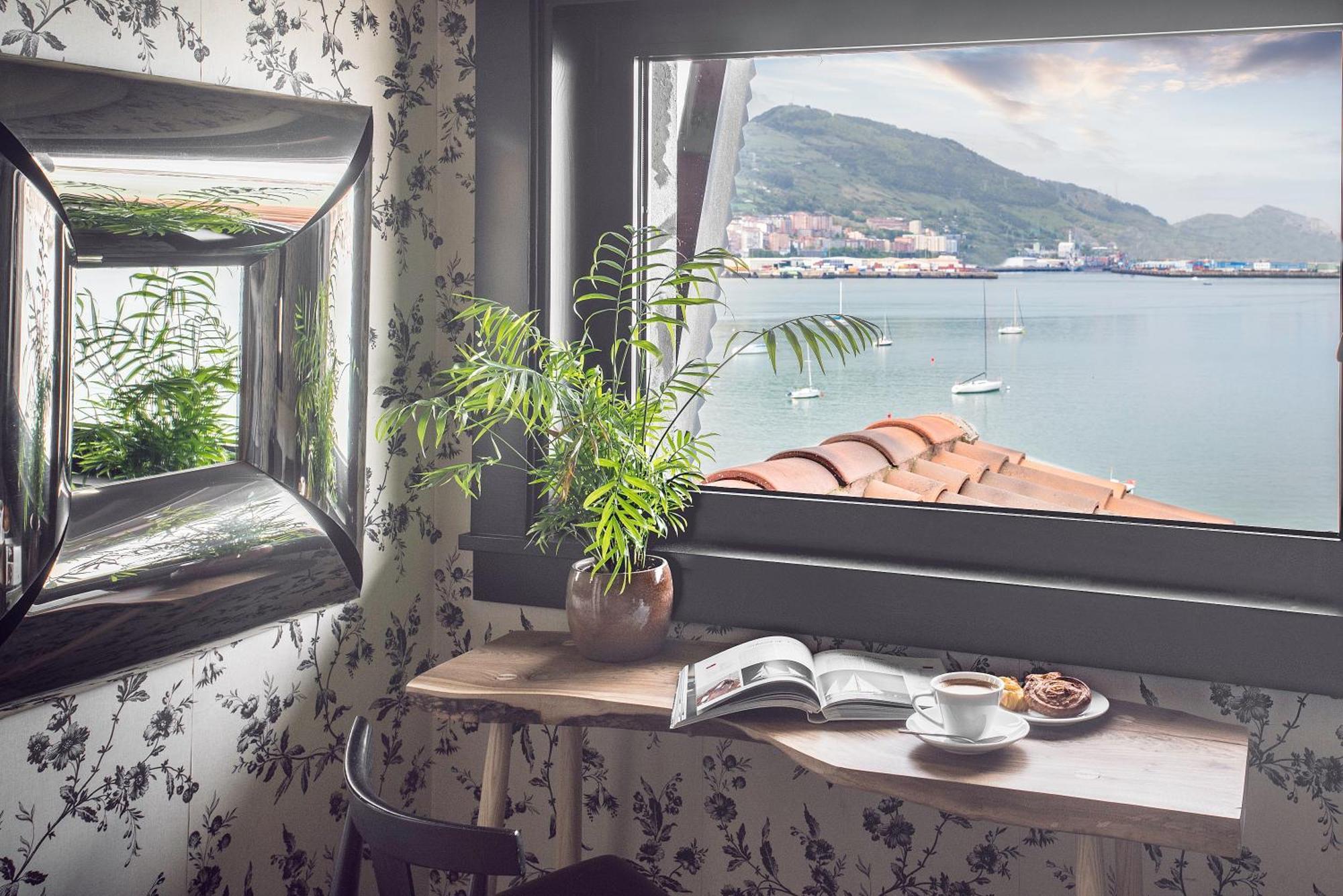 Double or Twin Room Sea View