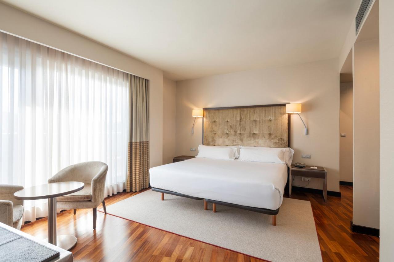 Deluxe Room,1498480186:JPEG