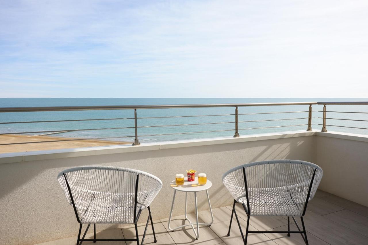 Double or Twin Room with Sea View,1498534327:JPEG