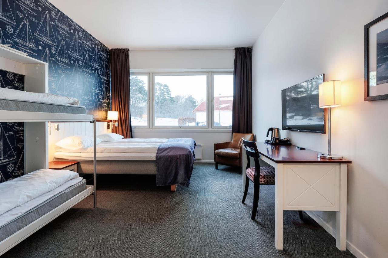 Family Room (2 Adults + 2 Children),1498541917:JPEG