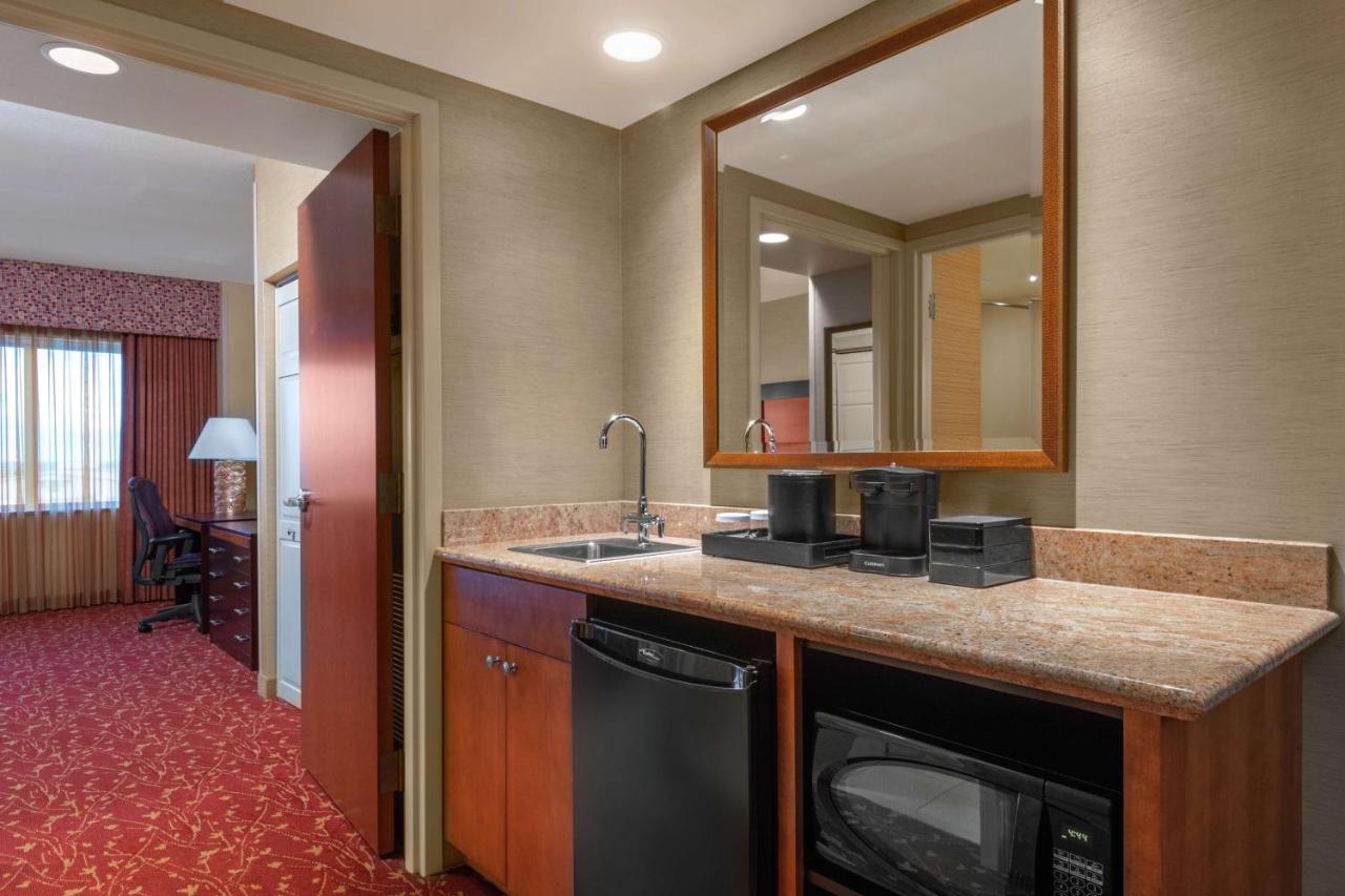 Two-Room King Suite - Non-Smoking