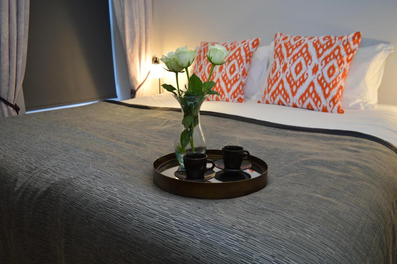 Suite Four Double Beds Two Sofa Beds Annex Room or Non-Smoking