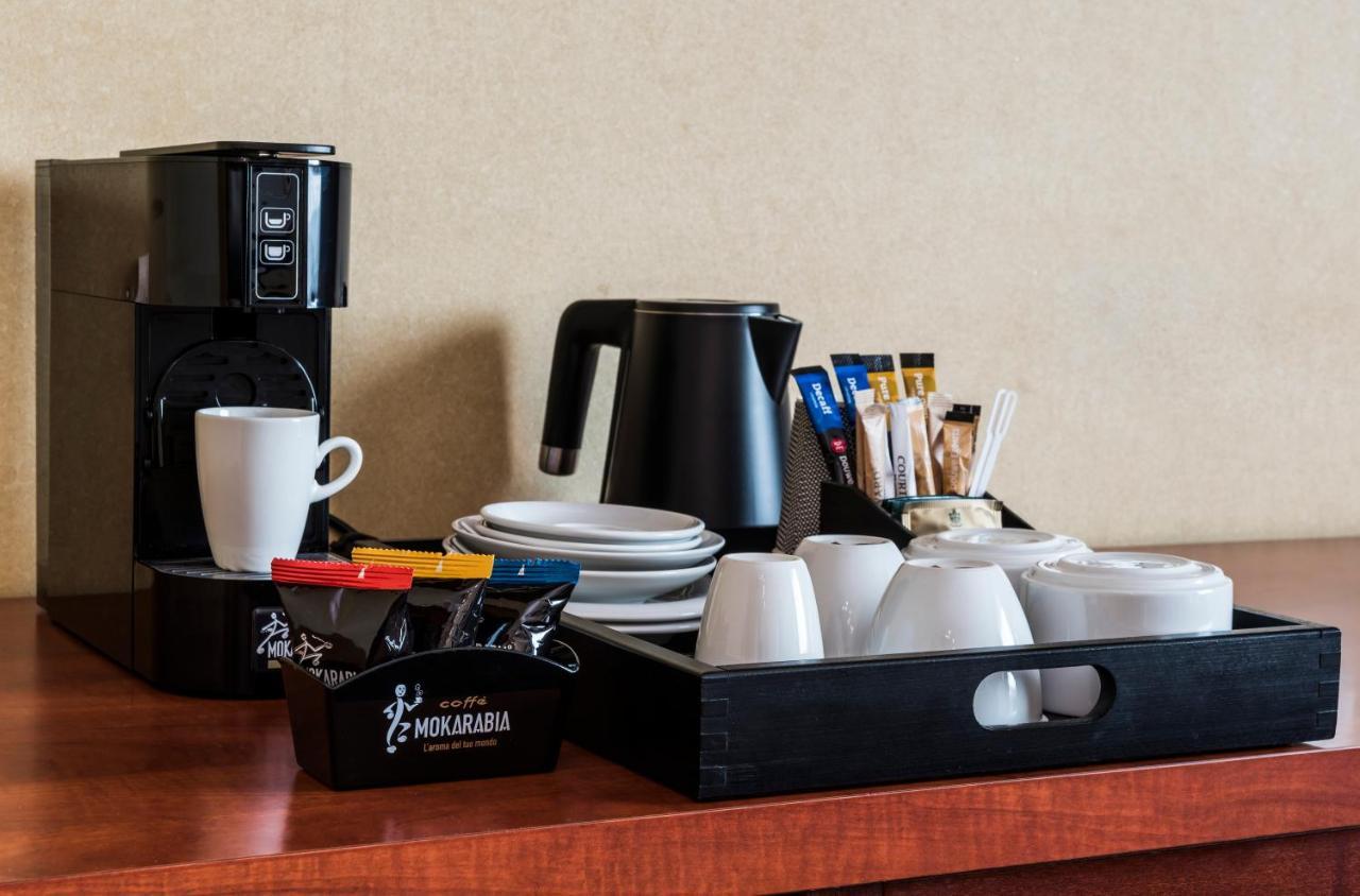 Deluxe Guest room, 2 Doubles, High floor,1643142436:JPEG