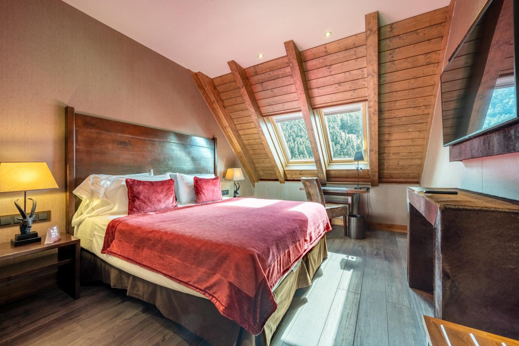 Royal Suite,1498820848:JPEG