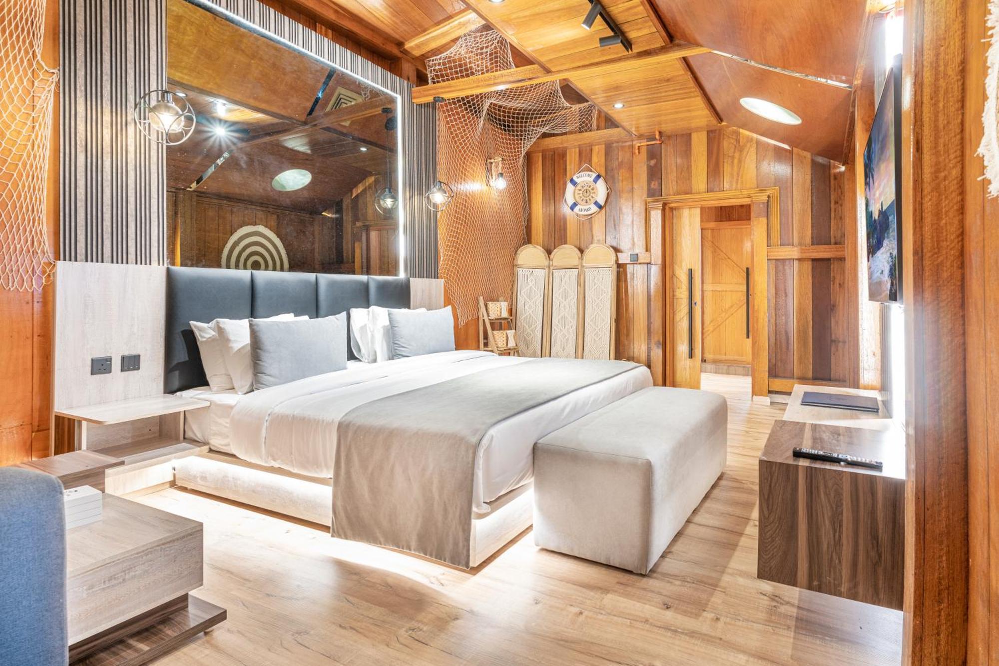 Chalet de madera con vistas al mar