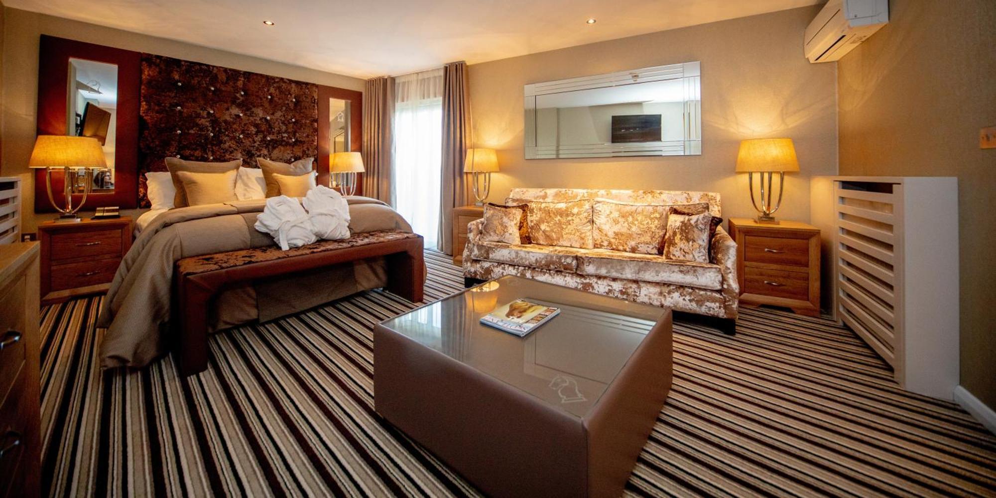 Junior Suite,1499718967:JPEG