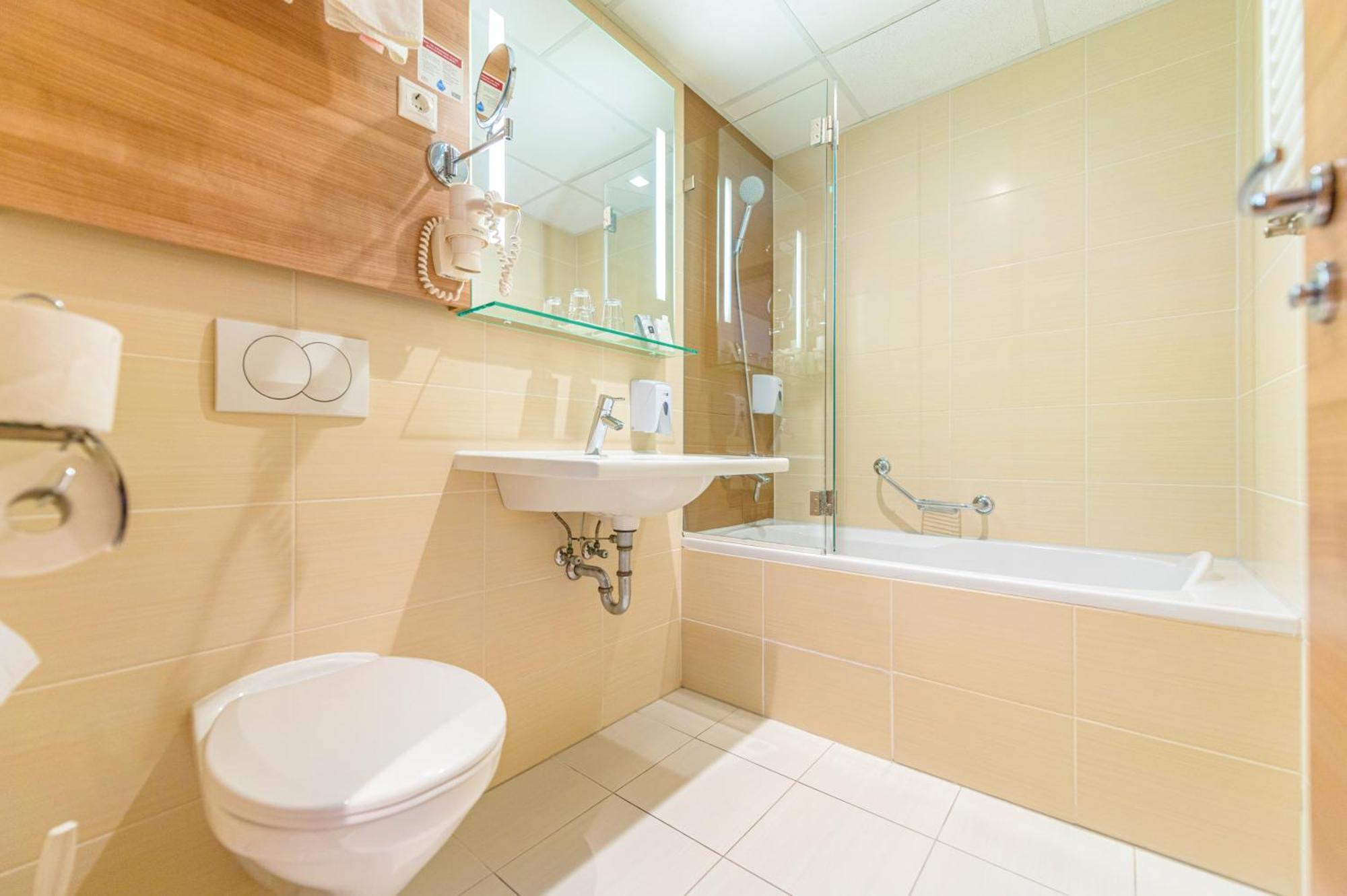 Standard Twin or Double Room